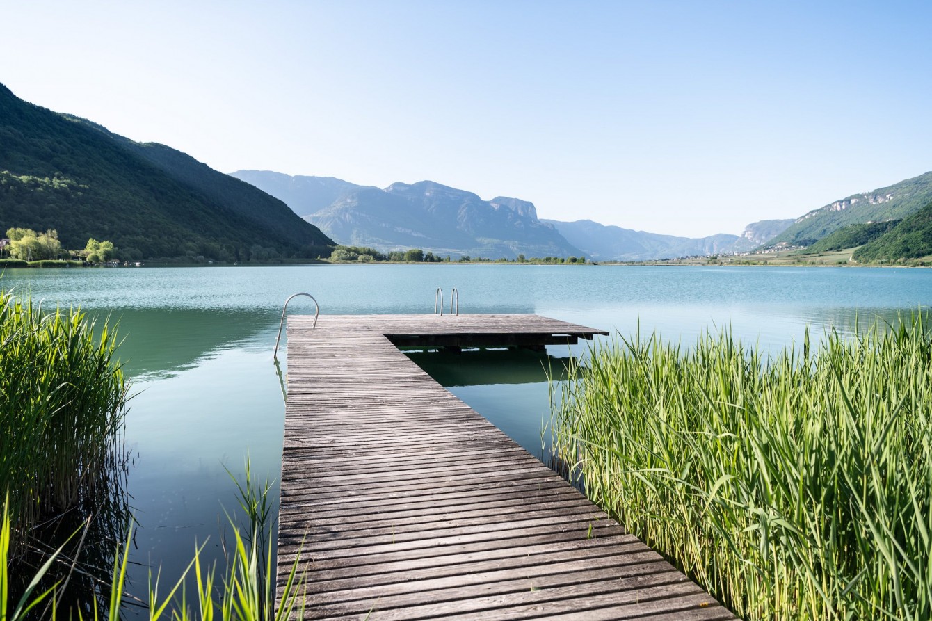 Seehotel Ambach Steg Pontile Jetty Kaltern Caldaro Kalterer See Lago di Caldaro Lake Caldaro Südtirol Alto Adige Southtyrol