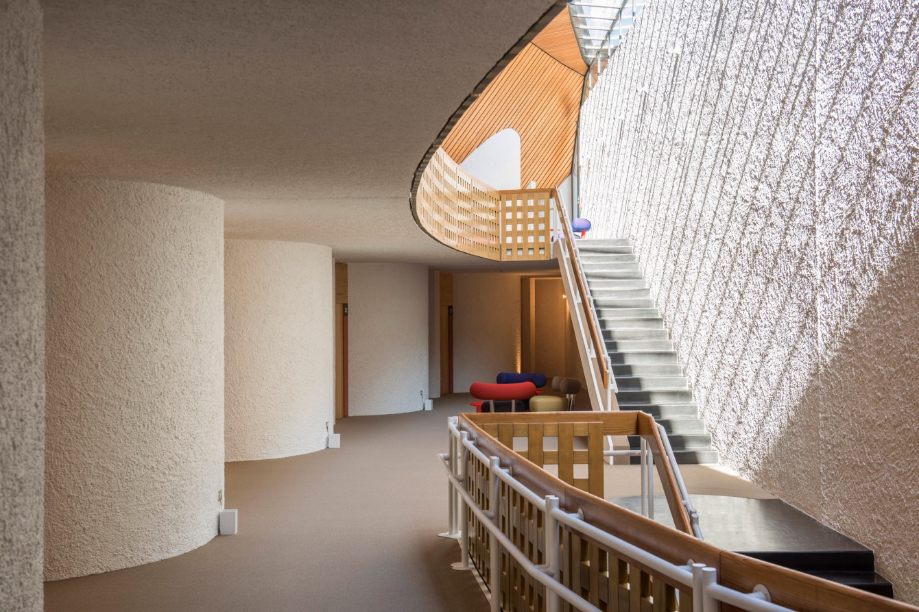 Treppenhaus im Seehotel Ambach