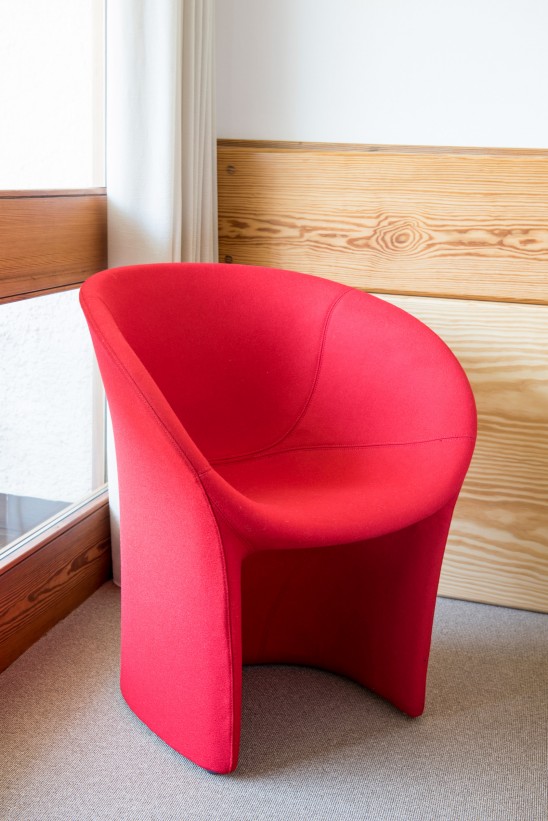 Seehotel Ambach: Single Room Detail: Design, Sessel von Moroso